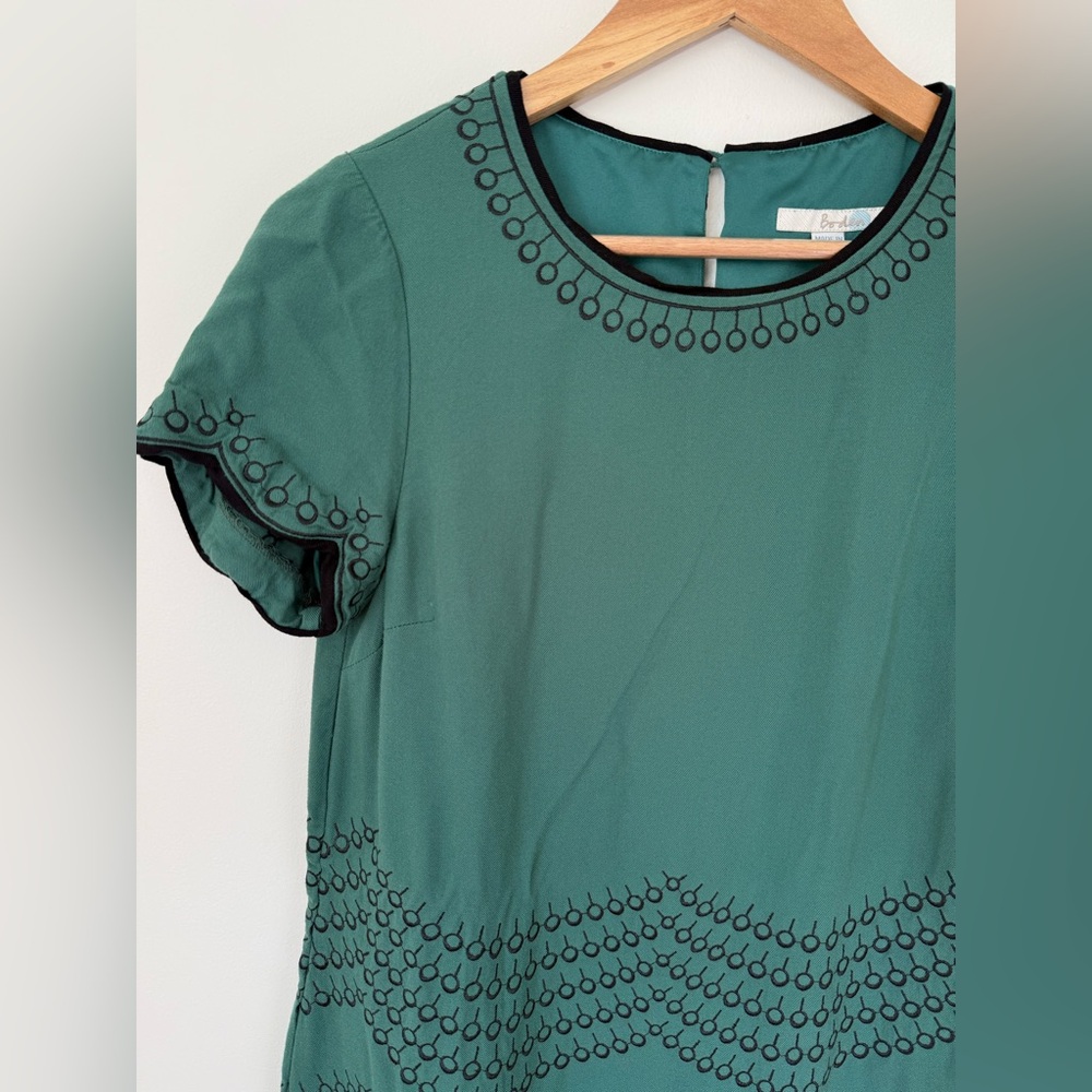 Boden Emerald Green Embroidered Short Sleeve Mini Dress - Picture 3 of 5